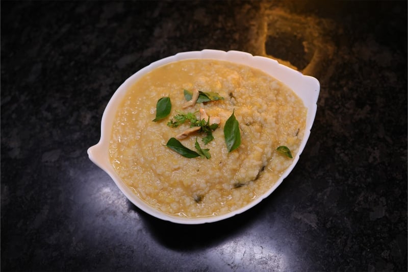 Amla Pickle (Usiri Avakaya)